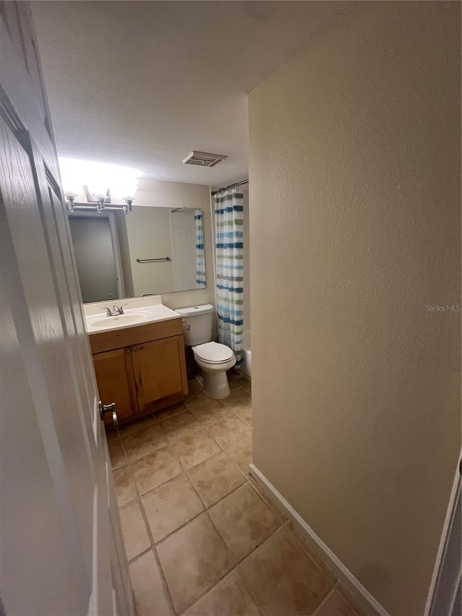 2500 WINDING CREEK BLVD #E103