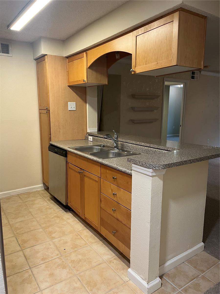 2500 WINDING CREEK BLVD #E103