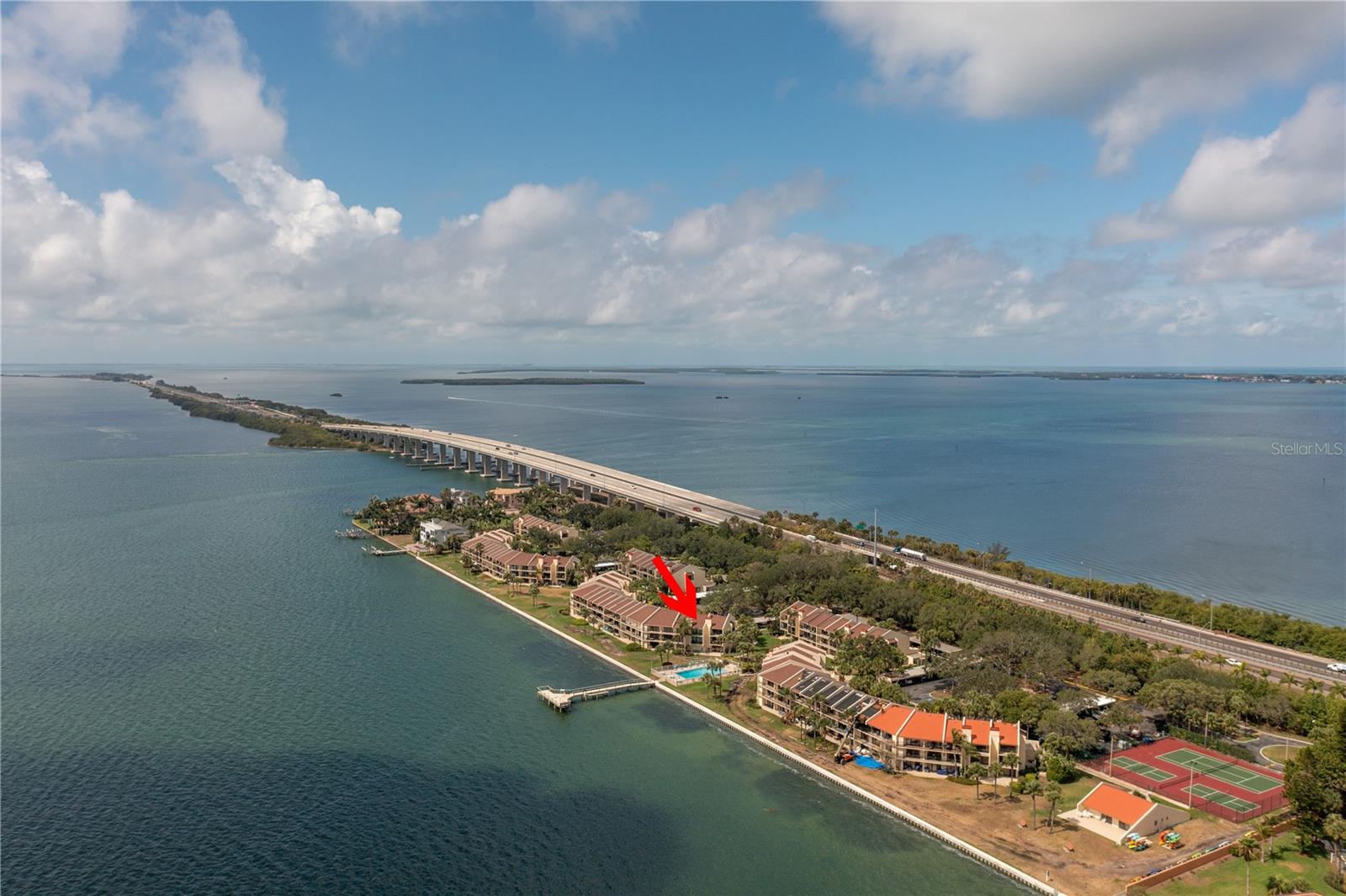 7520 SUNSHINE SKYWAY LN S #T18 furnished