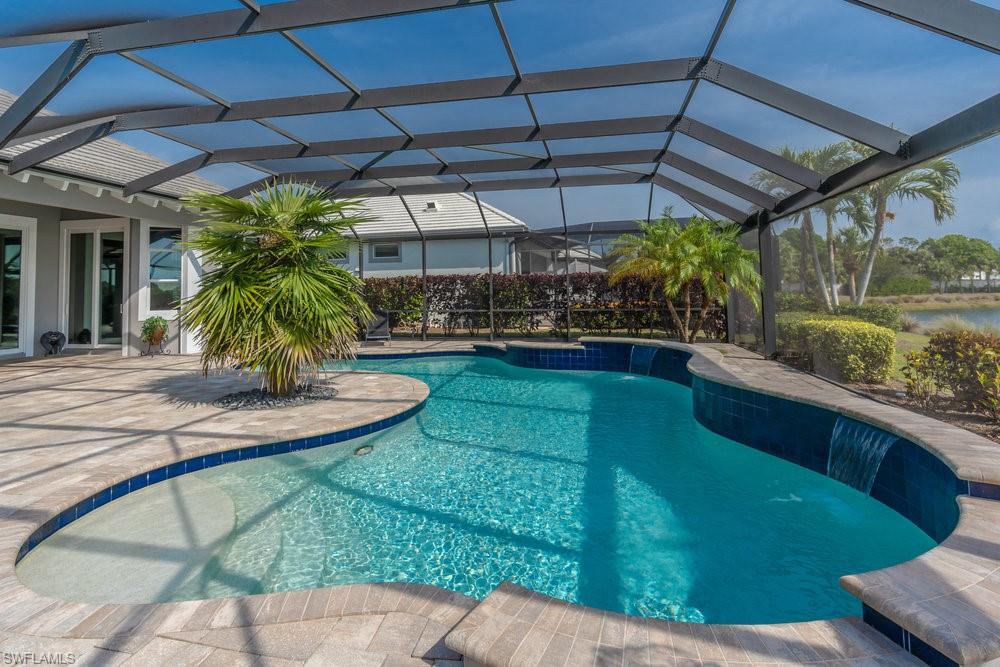 5052 Martinique DR