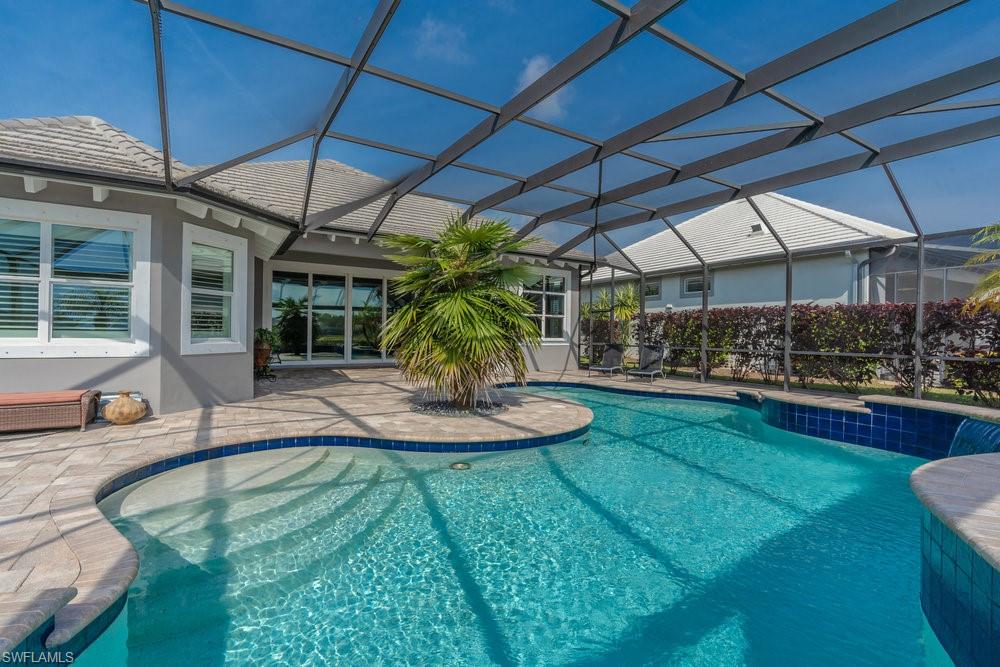 5052 Martinique DR