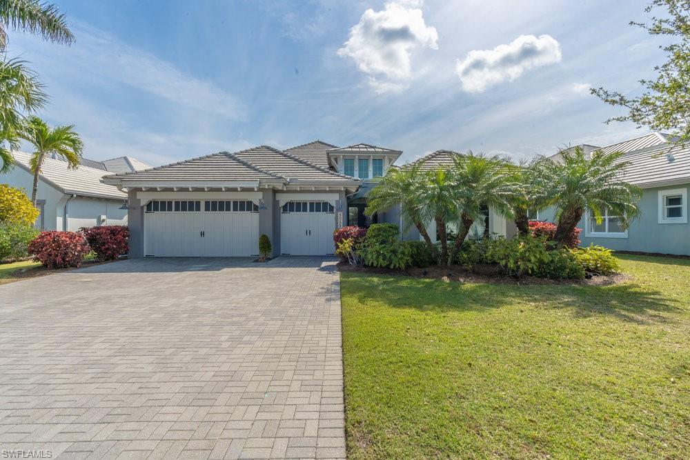 5052 Martinique DR