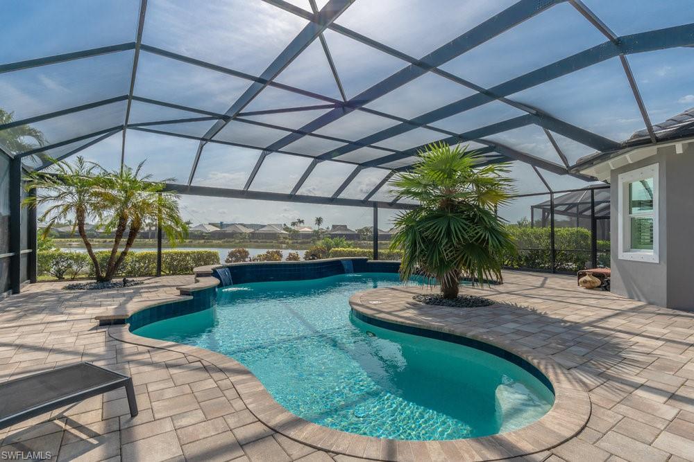 5052 Martinique DR