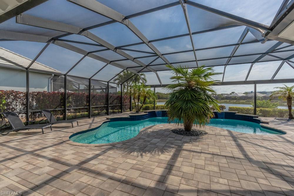 5052 Martinique DR