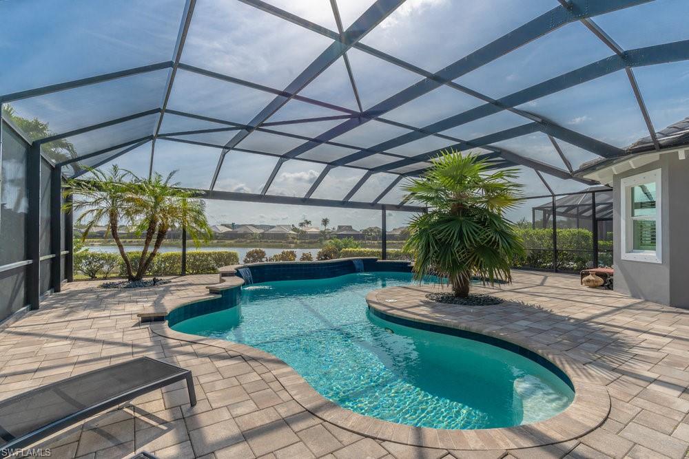 5052 Martinique DR