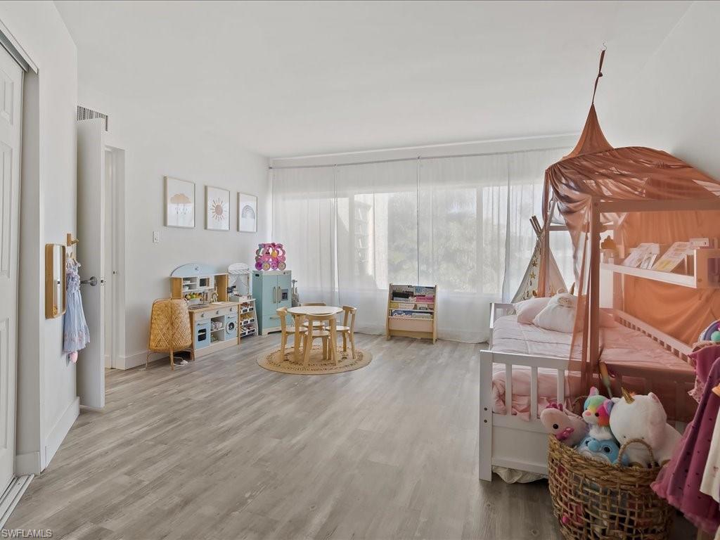 975 Palm View DR # A302