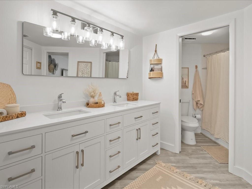 975 Palm View DR # A302