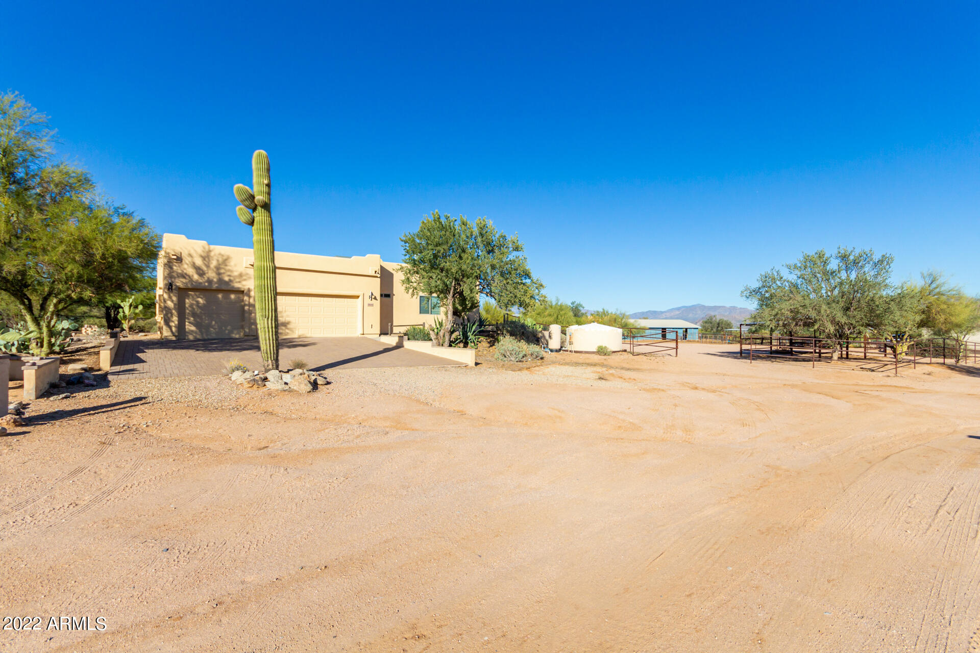 16638 E CREOSOTE Drive