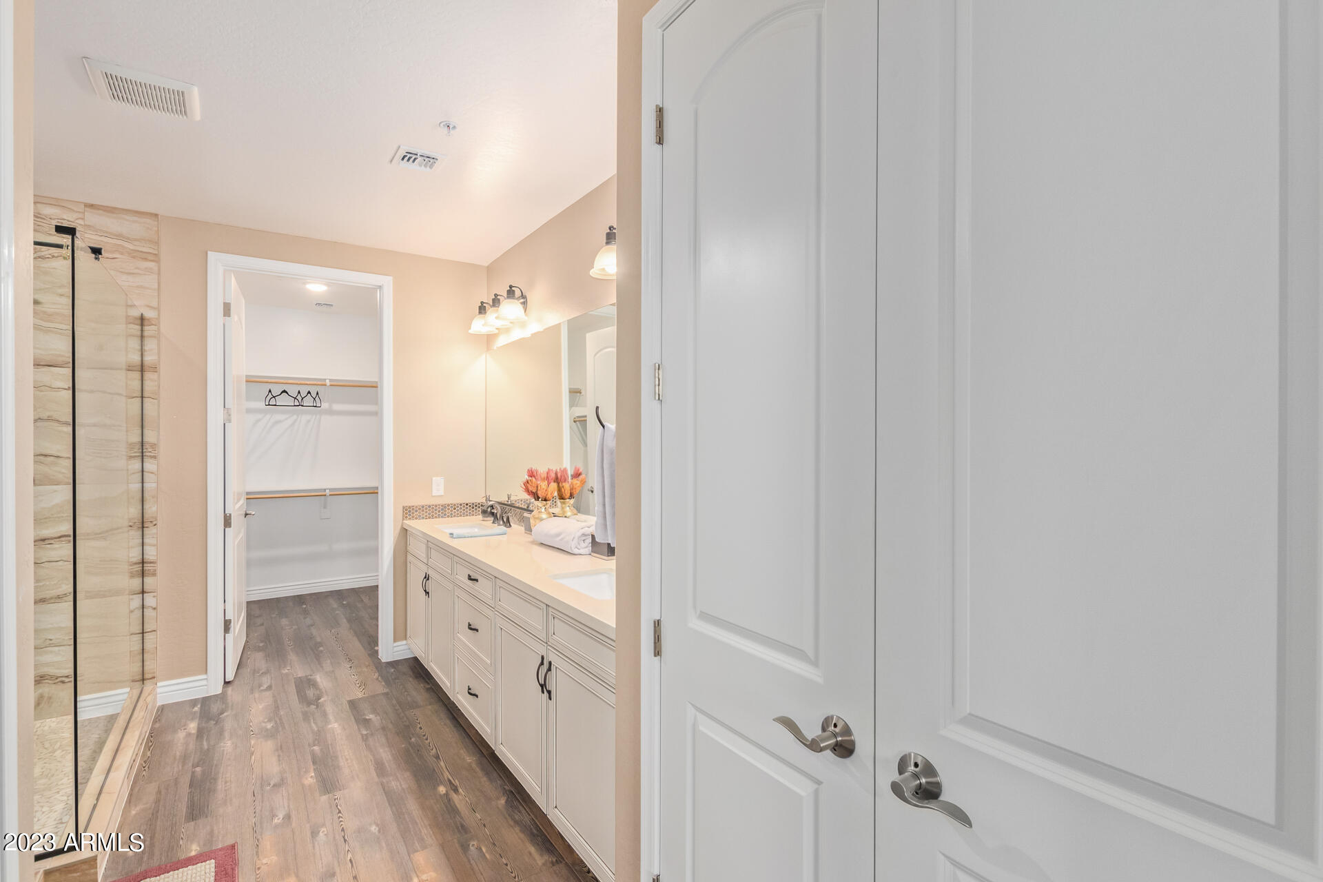 5100 E RANCHO PALOMA Drive, 1020
