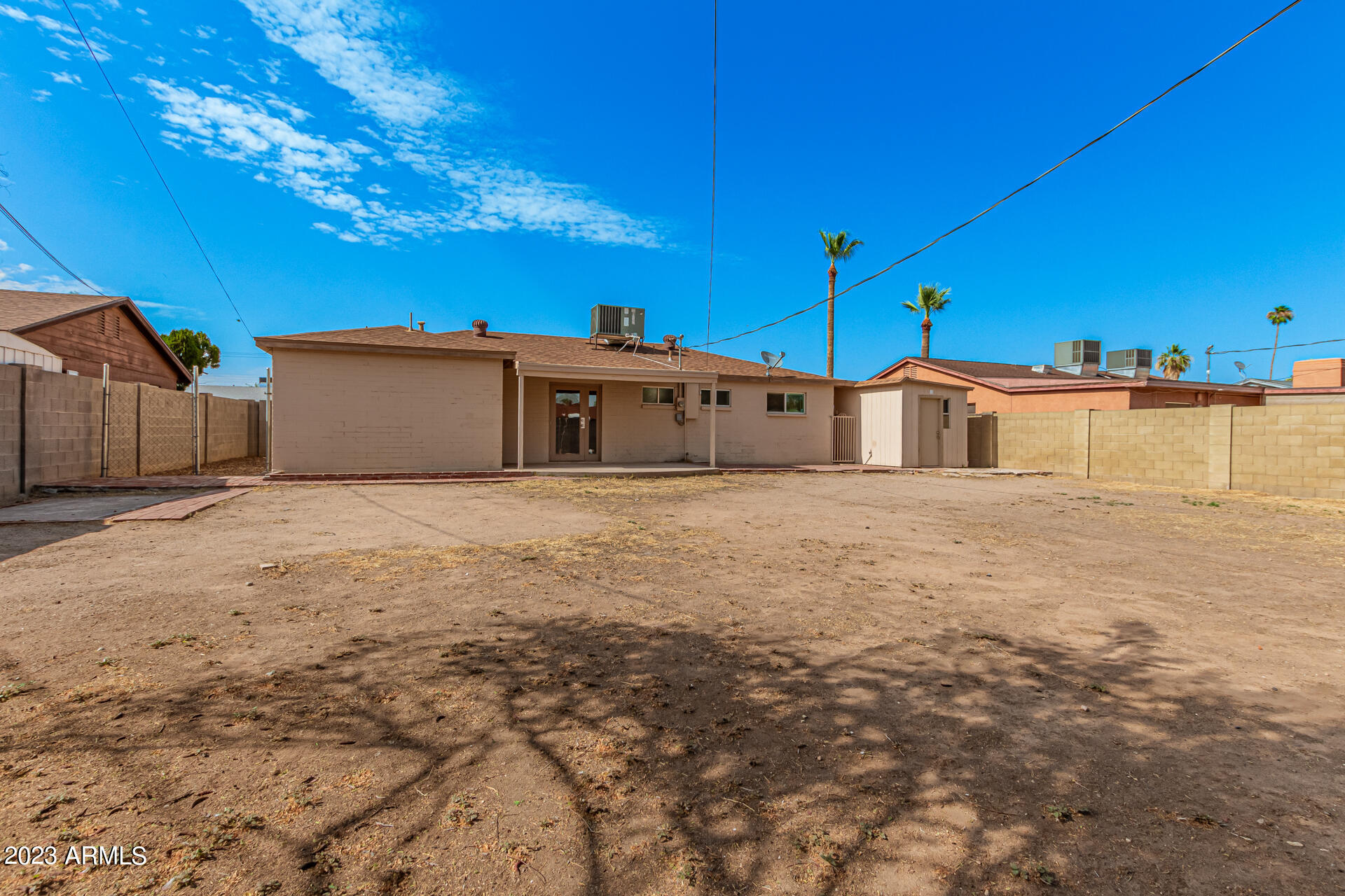 2233 W SAN MIGUEL Avenue