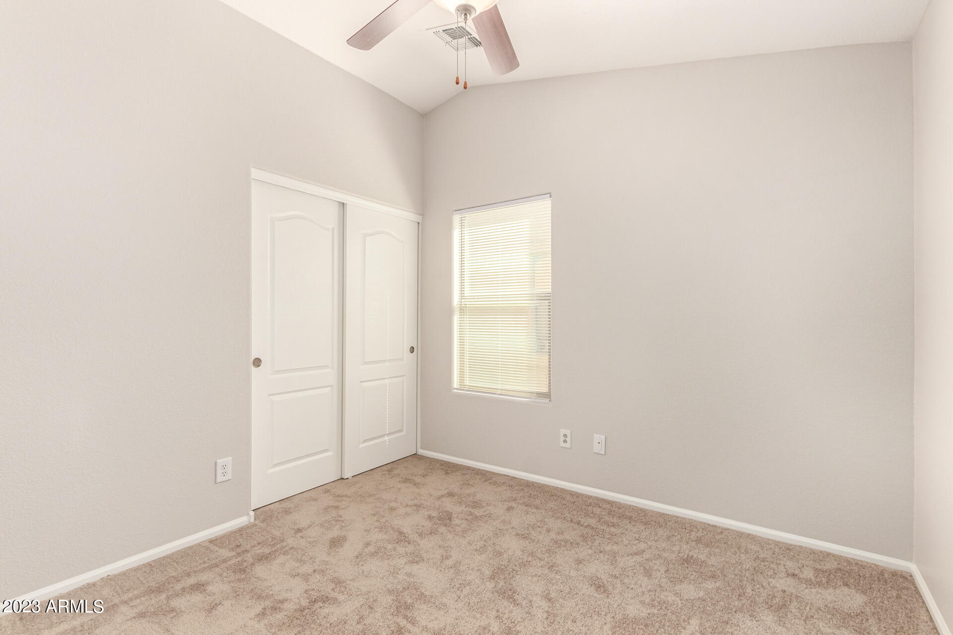 4614 W BEAUTIFUL Lane