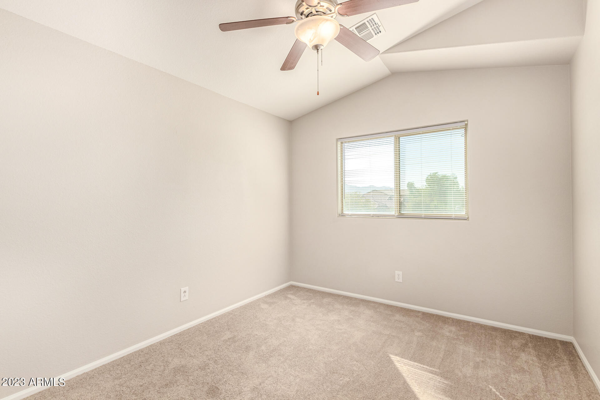 4614 W BEAUTIFUL Lane