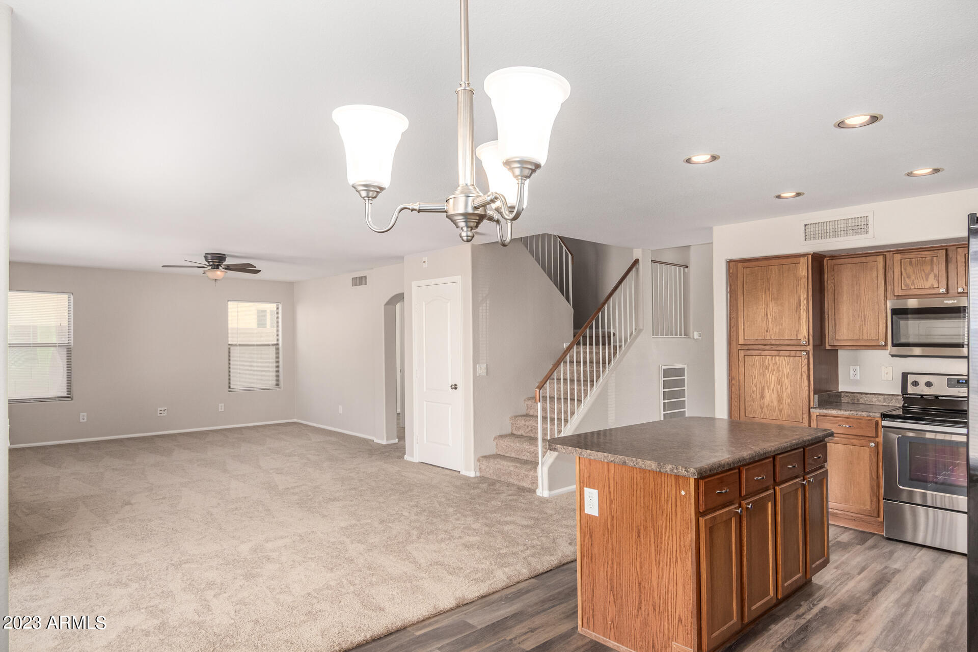 4614 W BEAUTIFUL Lane