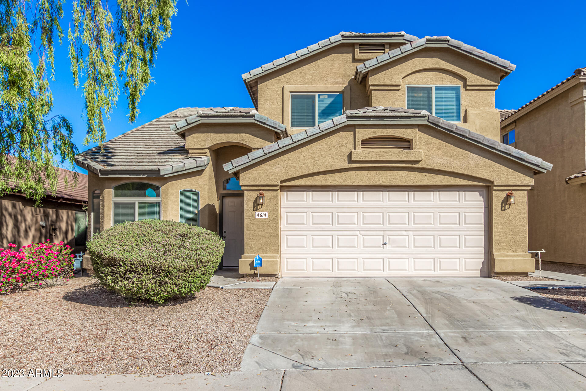4614 W BEAUTIFUL Lane