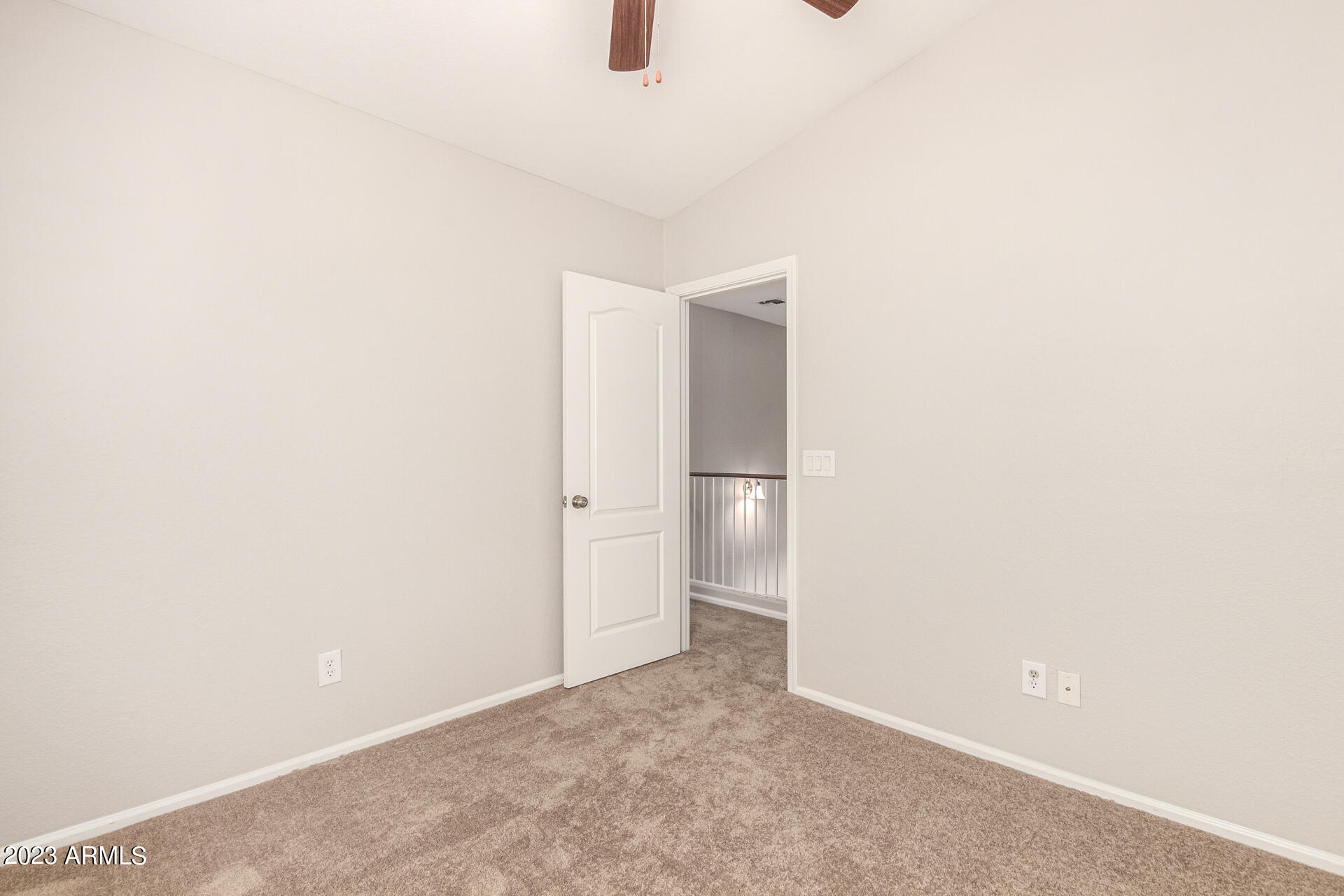 4614 W BEAUTIFUL Lane