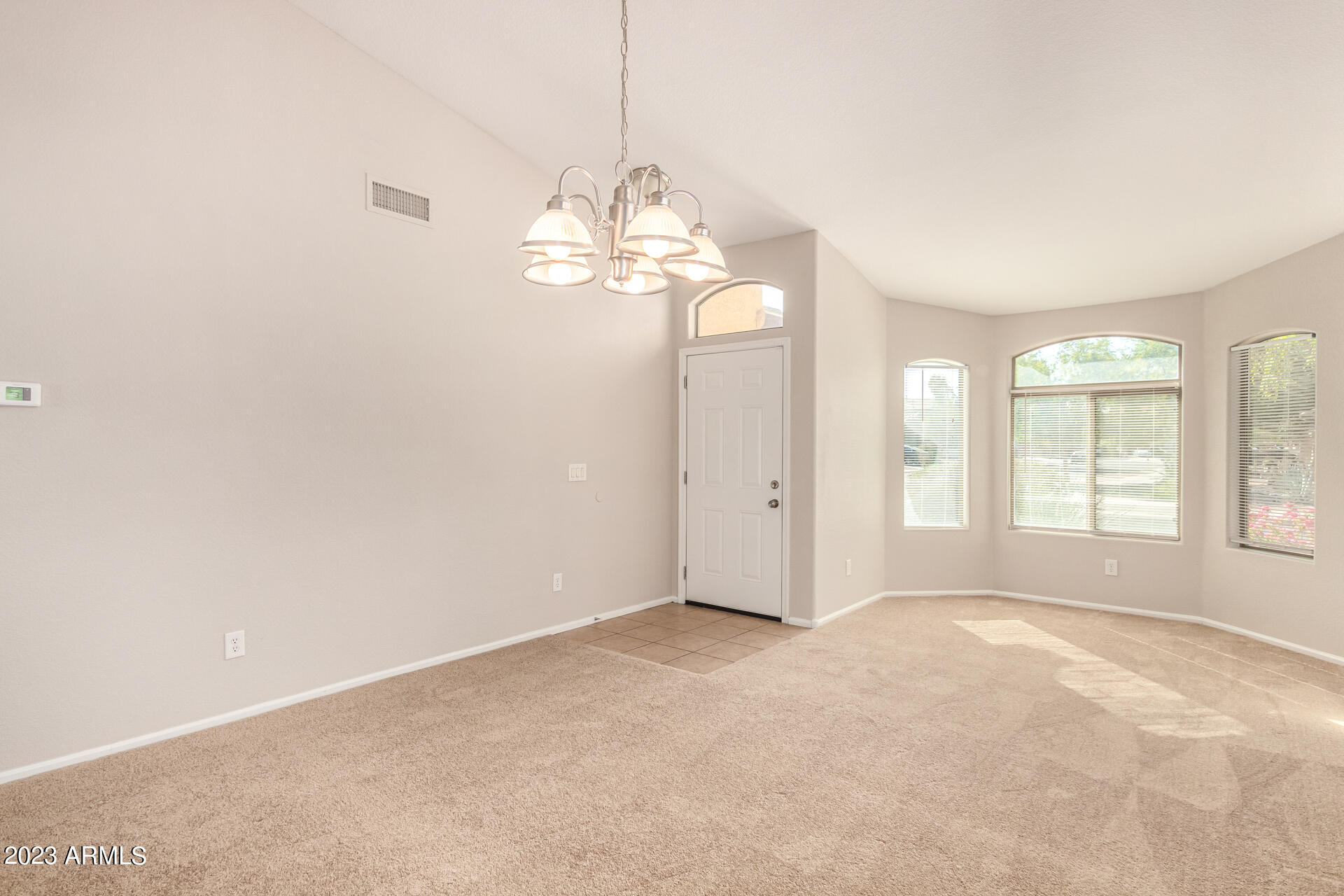 4614 W BEAUTIFUL Lane