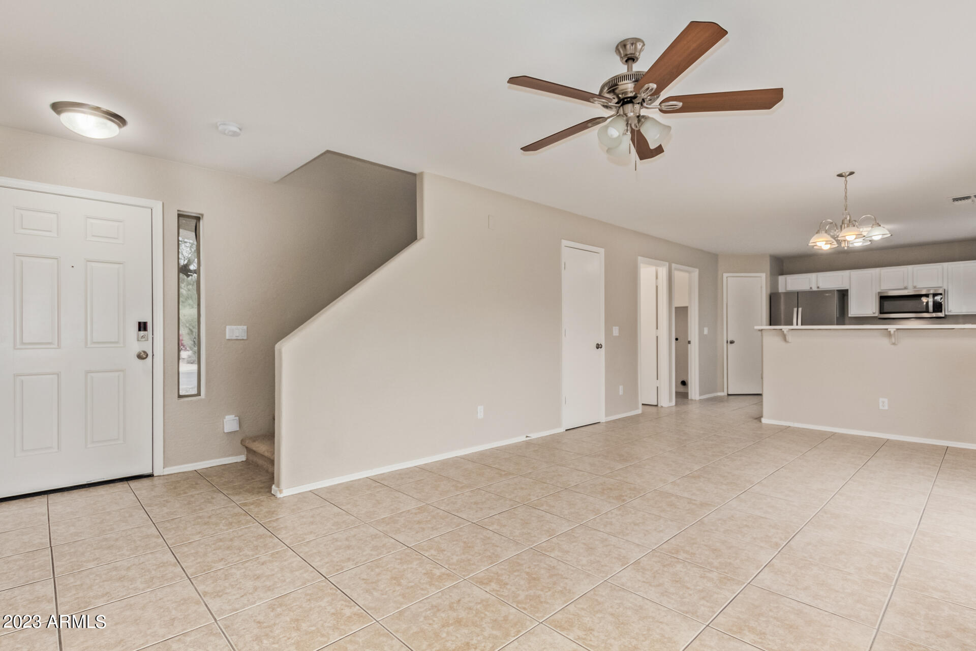 12425 W DREYFUS Drive