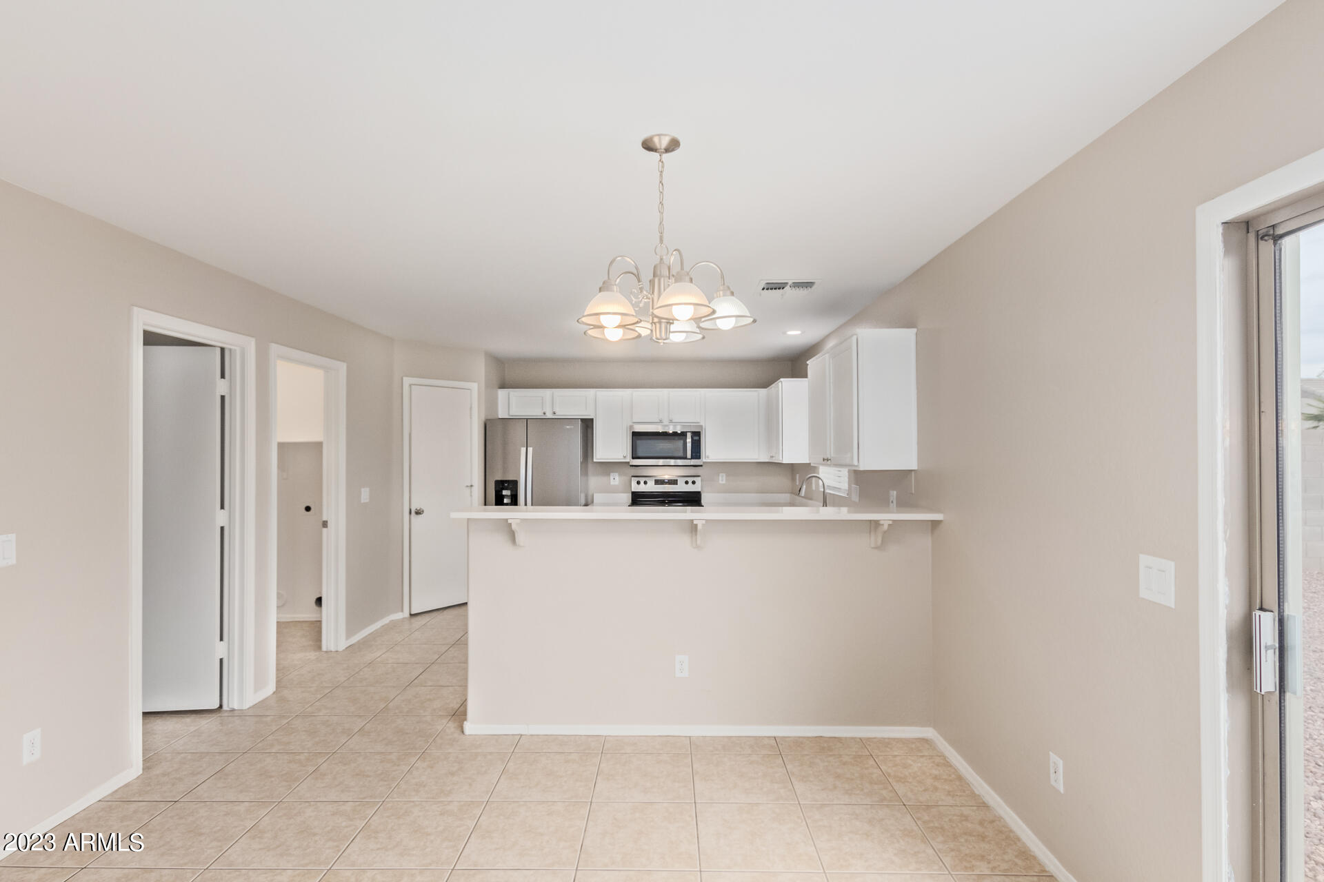 12425 W DREYFUS Drive