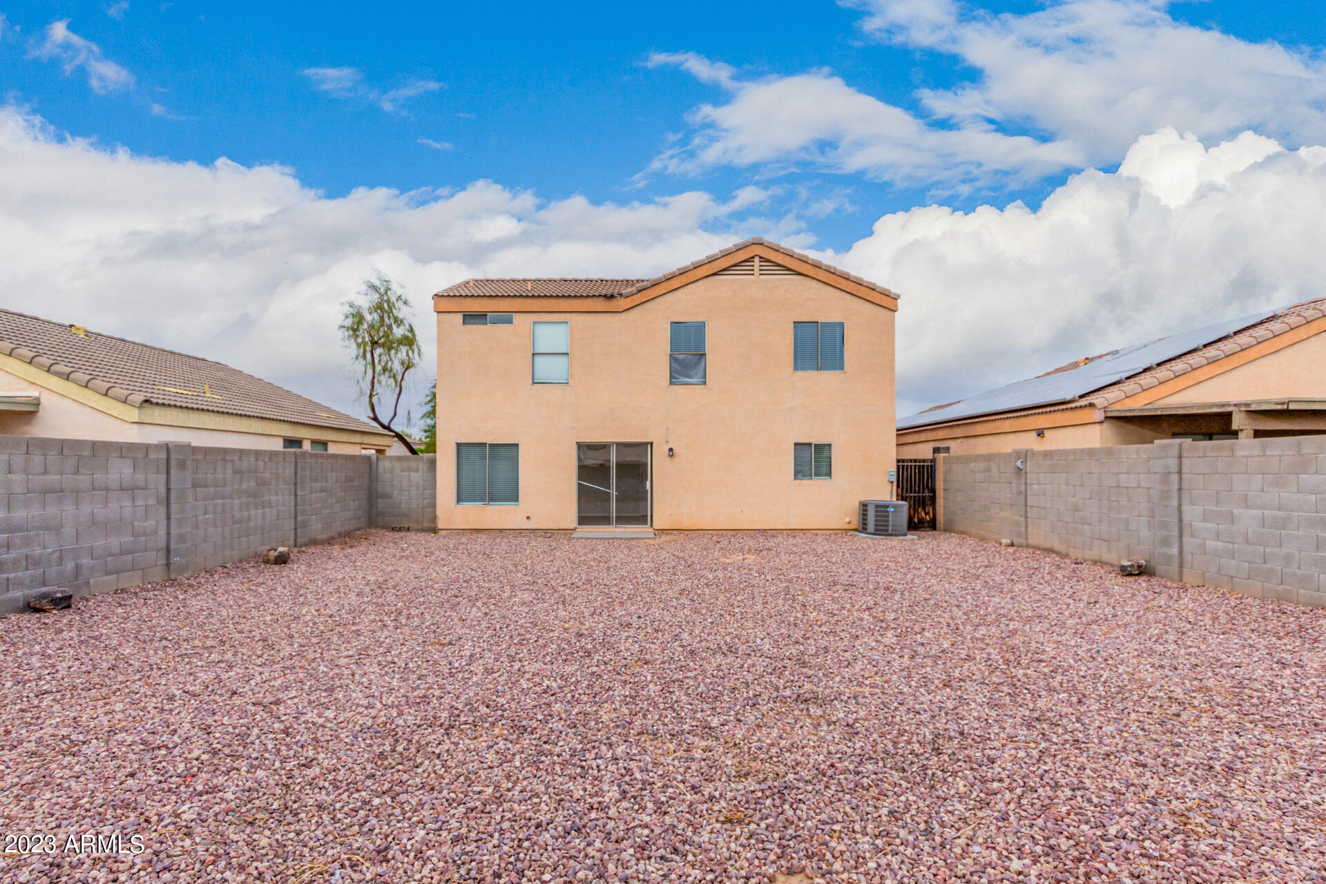12425 W DREYFUS Drive
