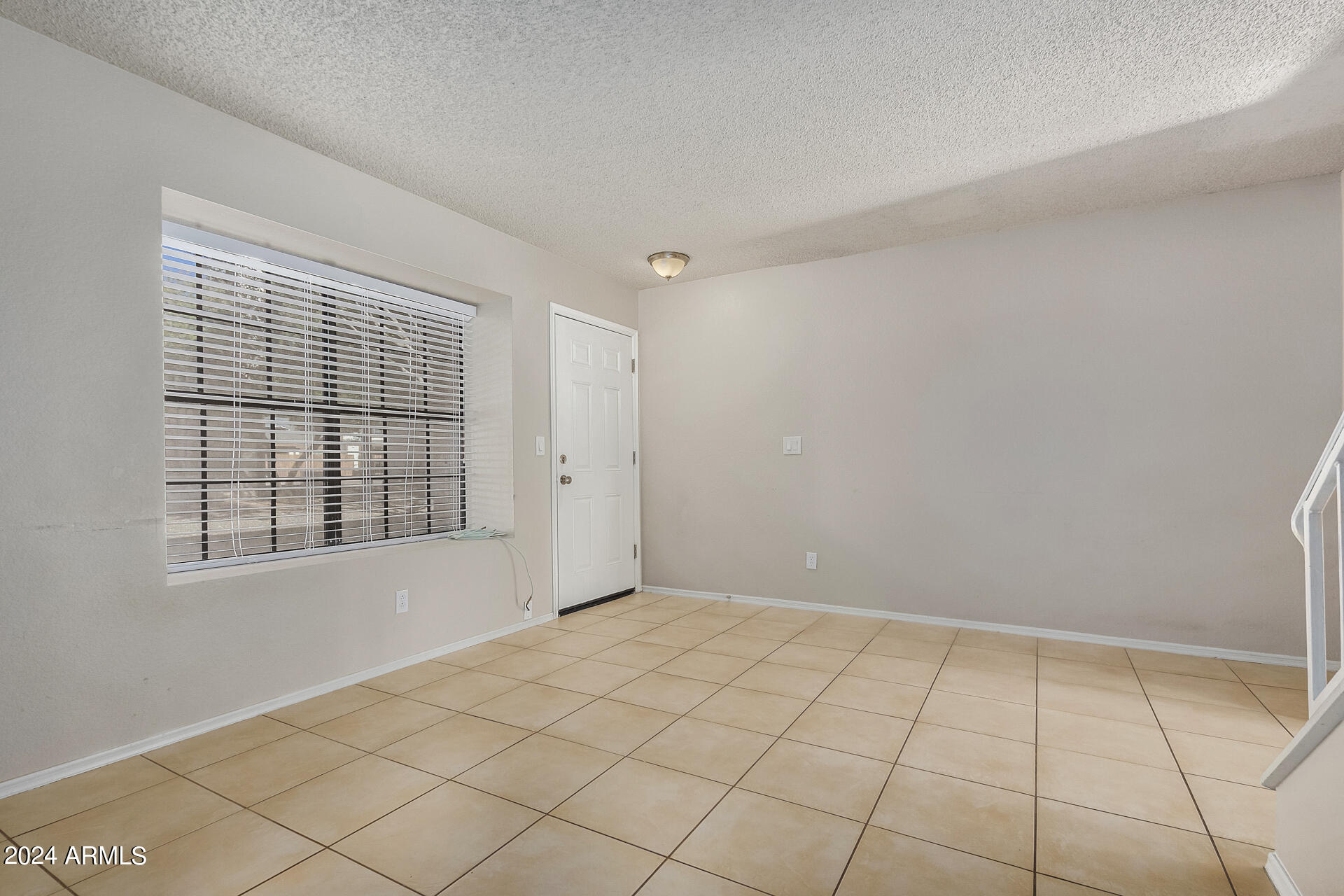 6608 W JAMAICA Drive