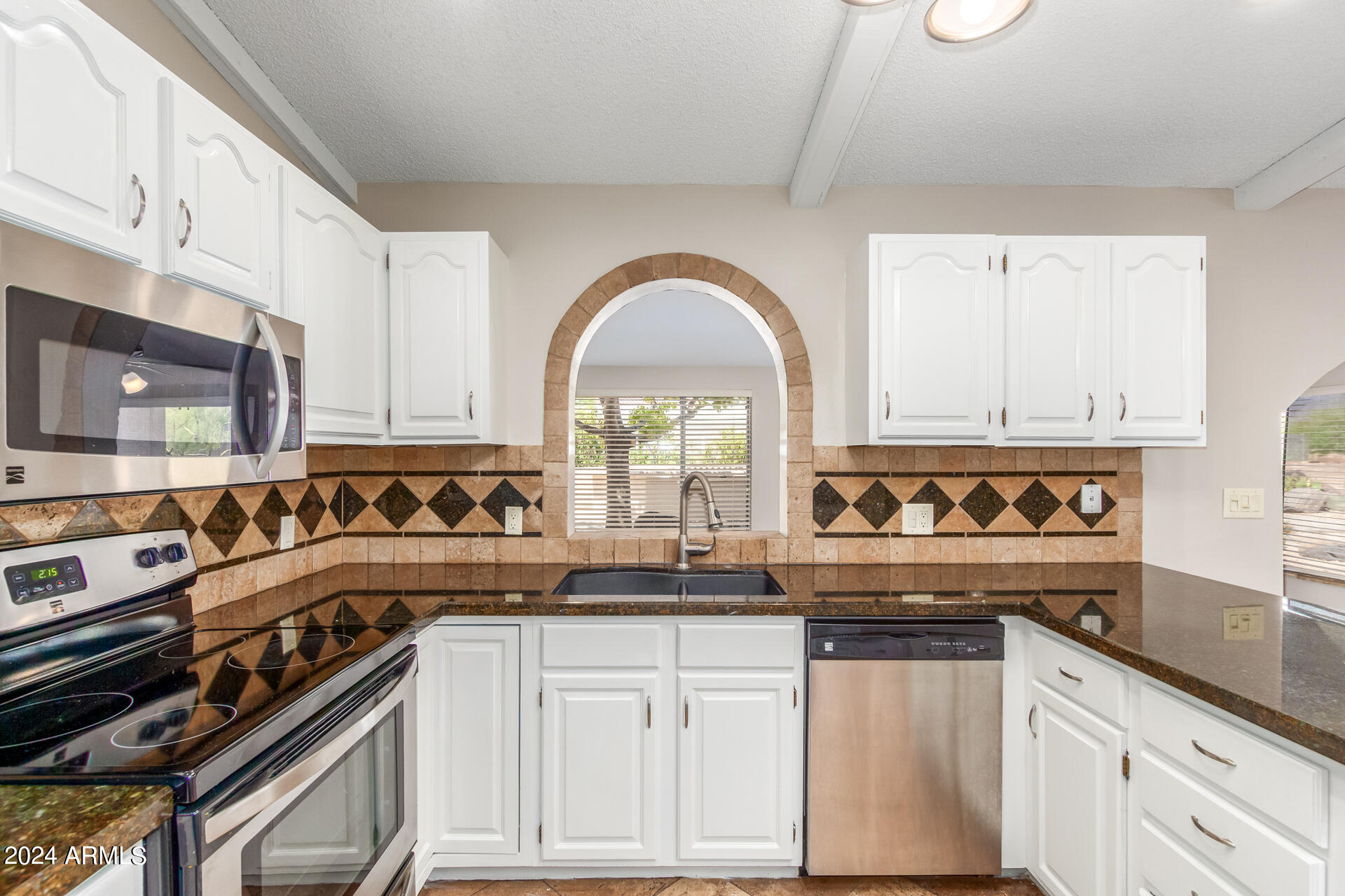 4730 E DESERT FOREST Trail
