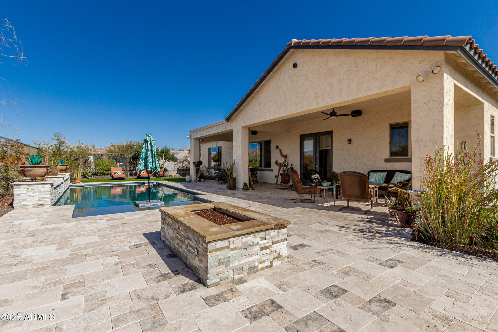 5810 E CALLE MARITA E