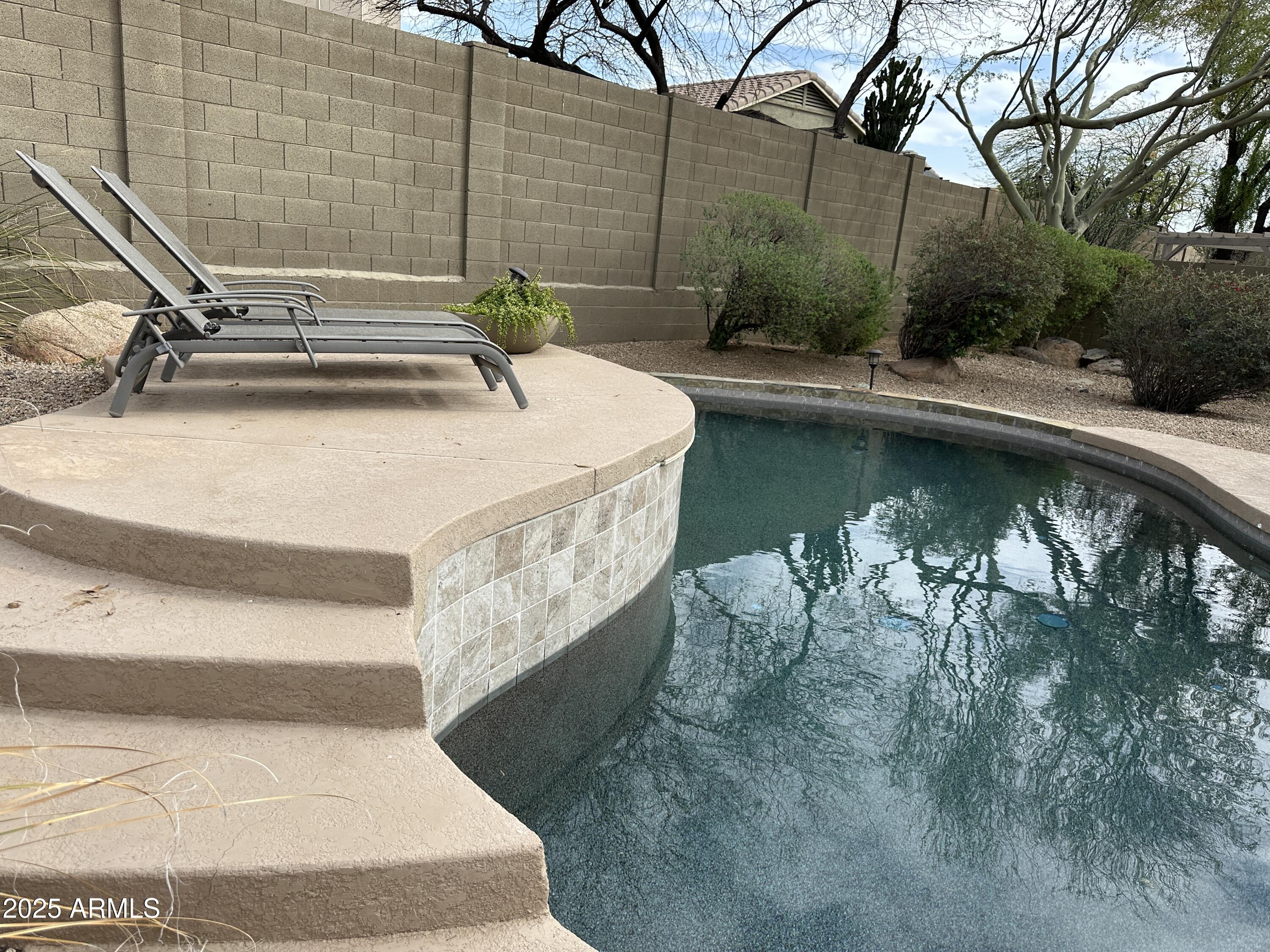 40915 N COLUMBIA Trail