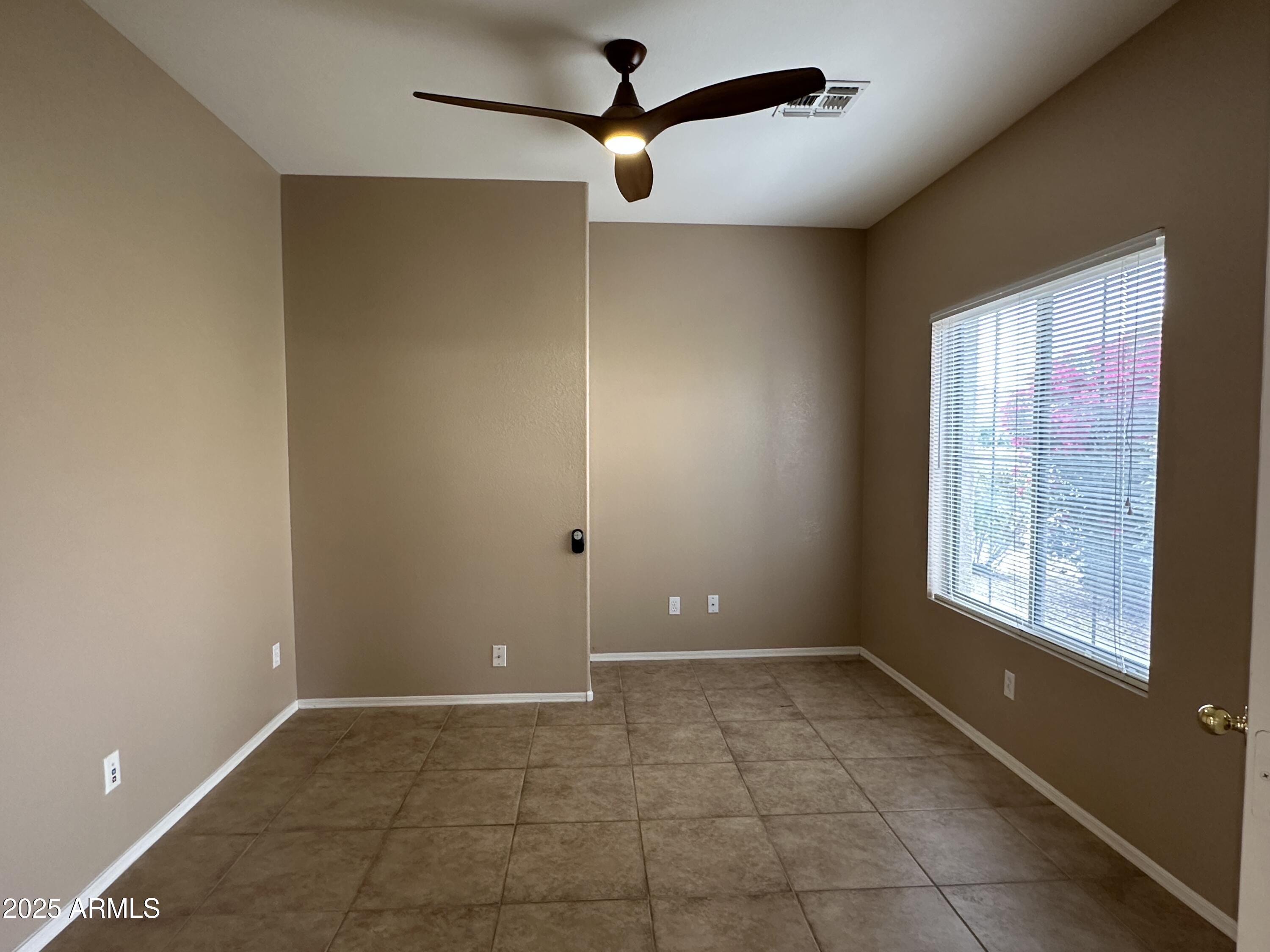 40915 N COLUMBIA Trail