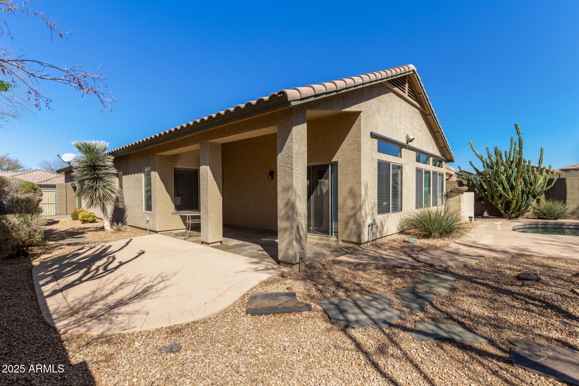40915 N COLUMBIA Trail