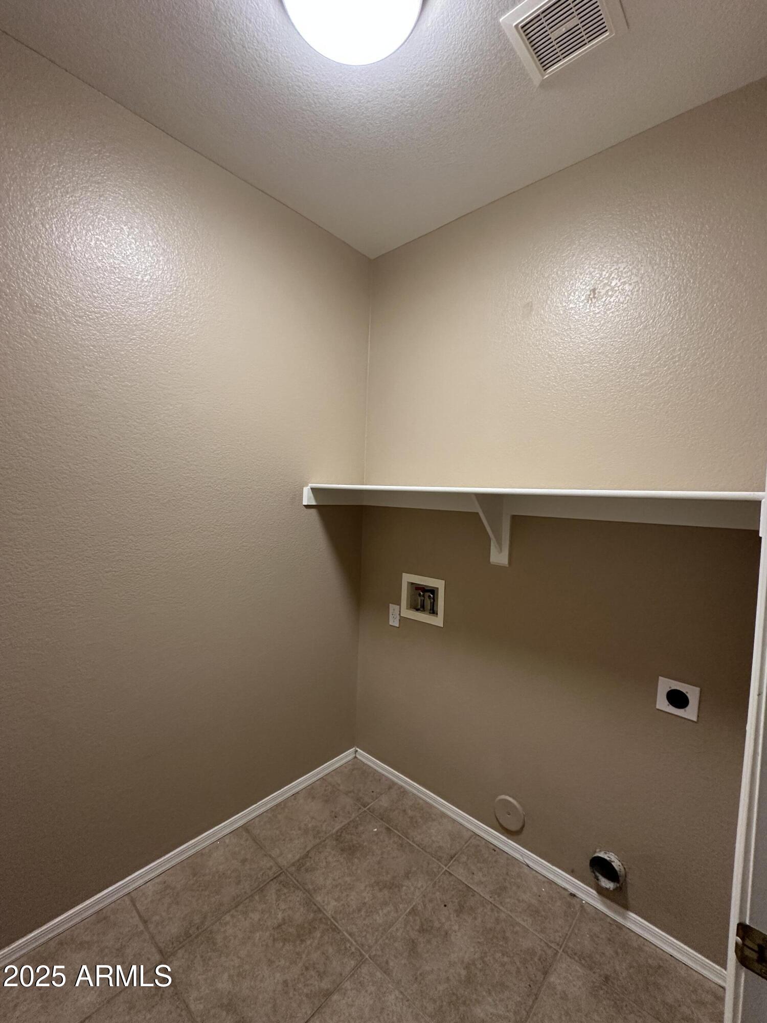 40915 N COLUMBIA Trail