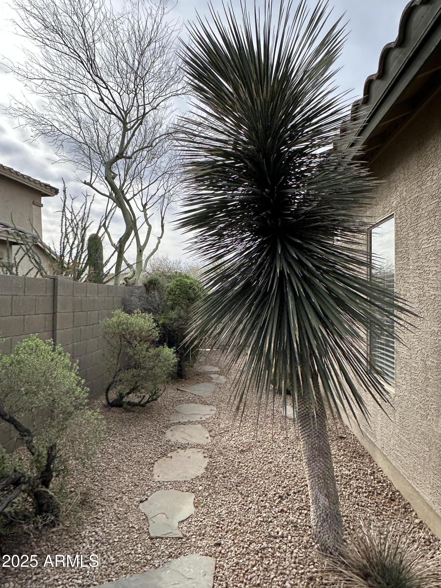 40915 N COLUMBIA Trail