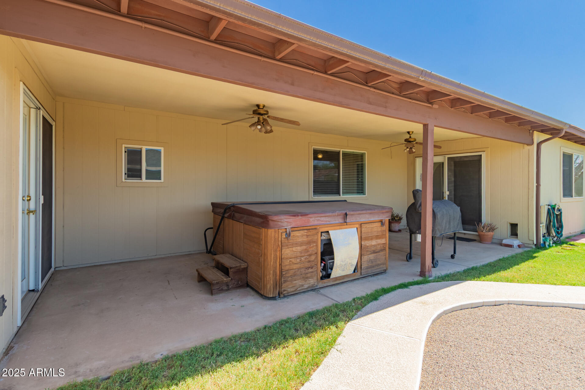 3432 N 86th Avenue