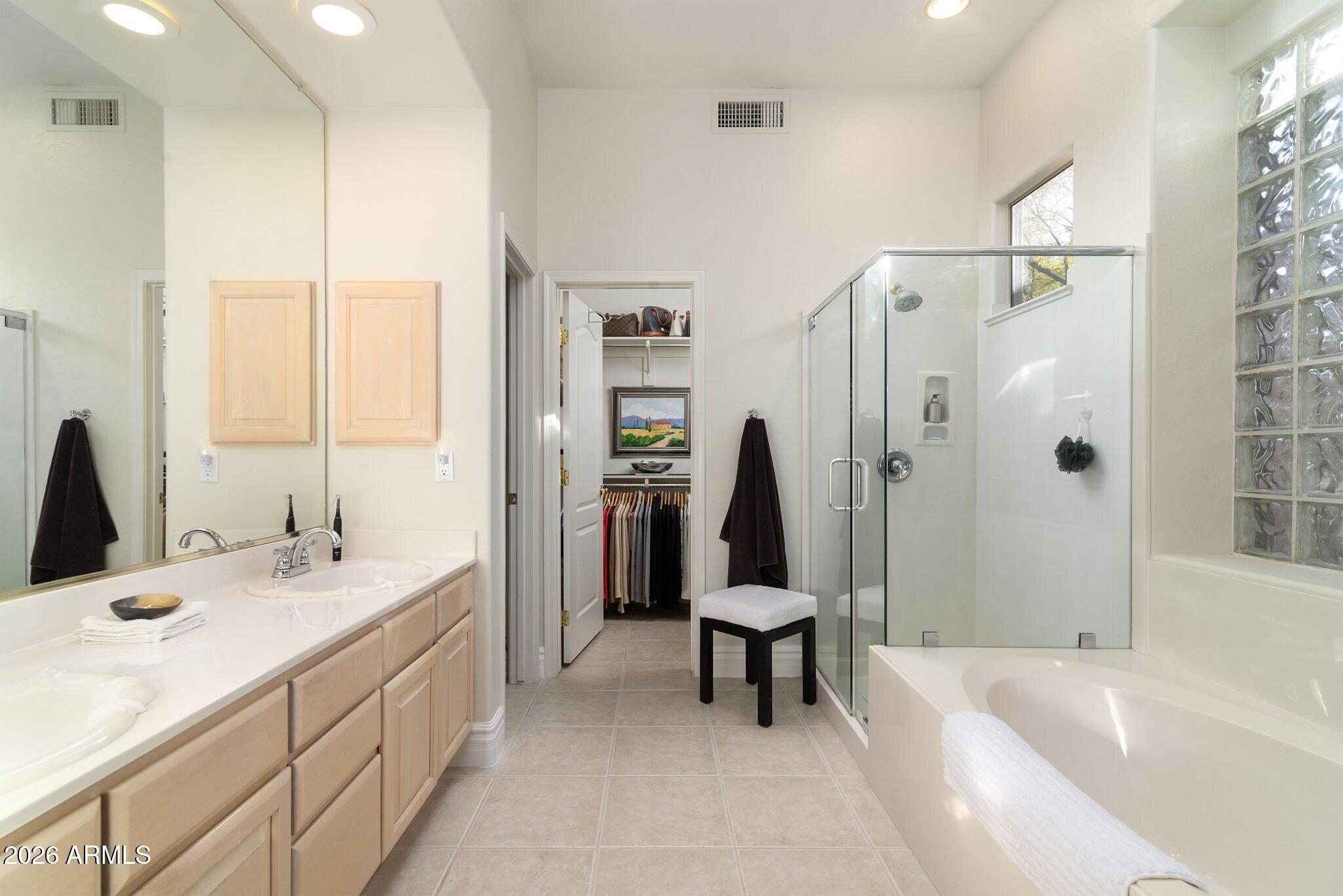 6524 E SHOOTING STAR Way