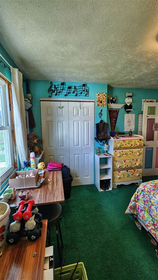 738 Pleasant Ave