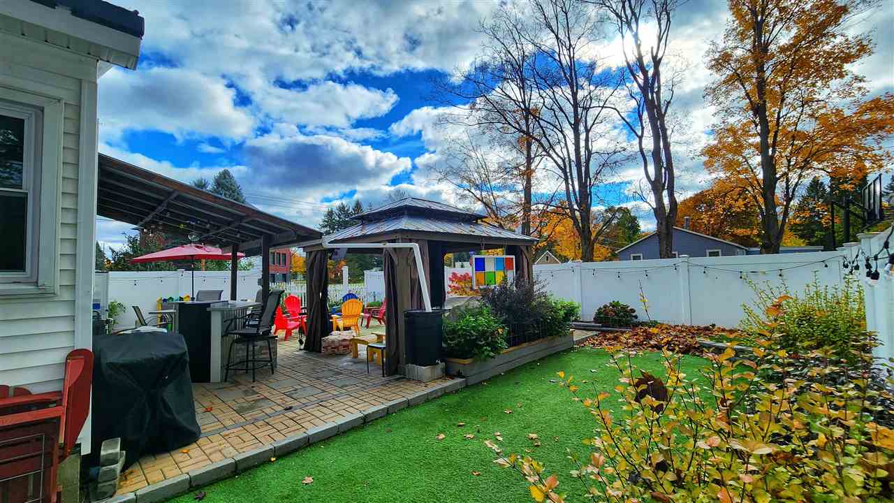 738 Pleasant Ave