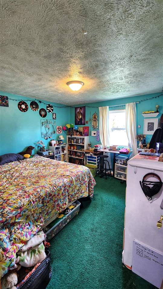 738 Pleasant Ave