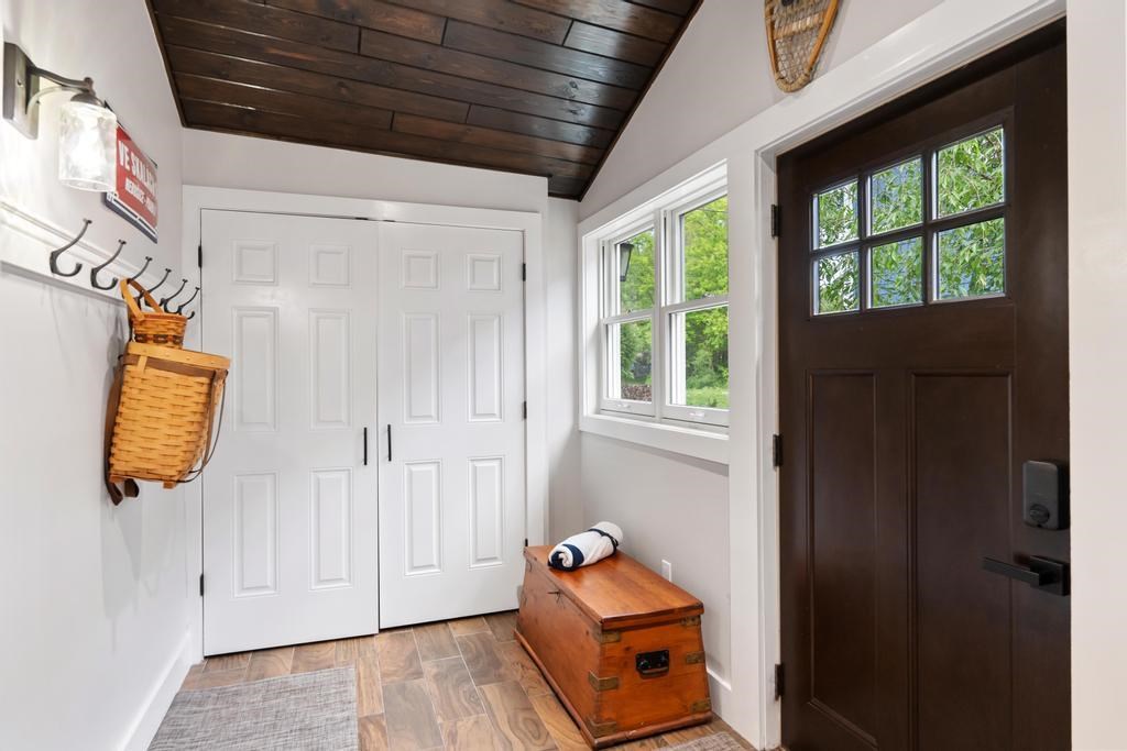 3106 Glenwood Beach Drive