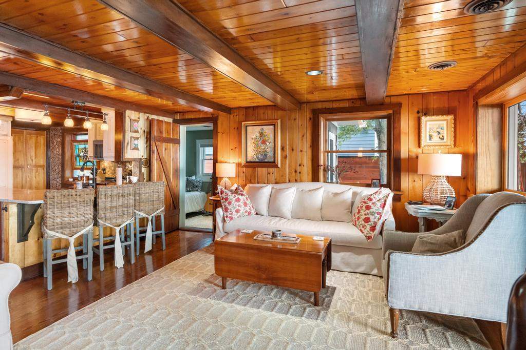 3106 Glenwood Beach Drive