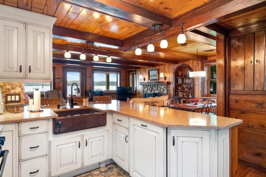 3106 Glenwood Beach Drive