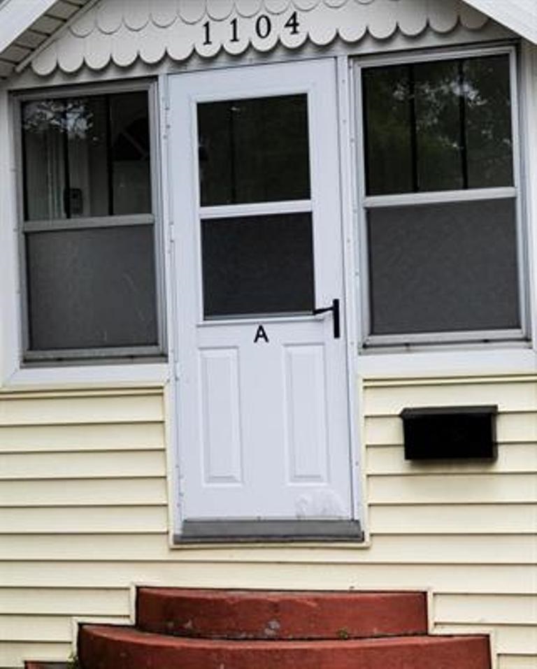 1104 Bridge Street Unit: units A & B
