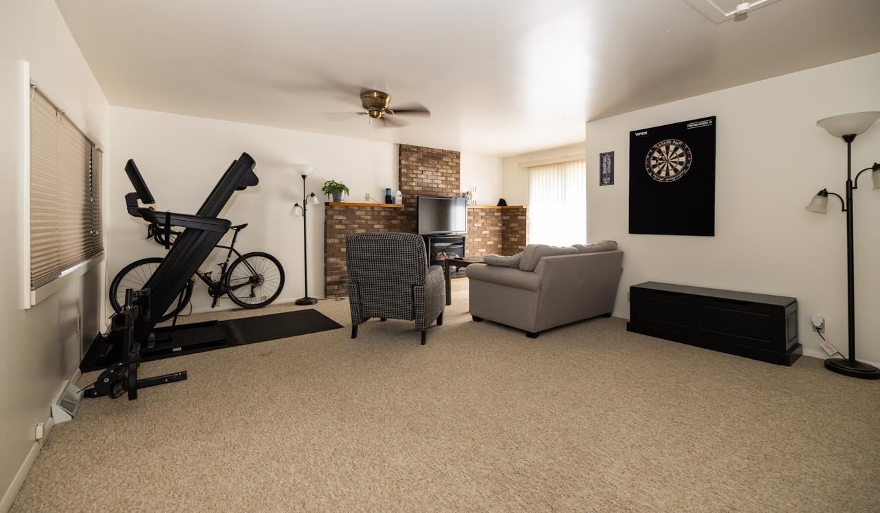 1104 Bridge Street Unit: units A & B