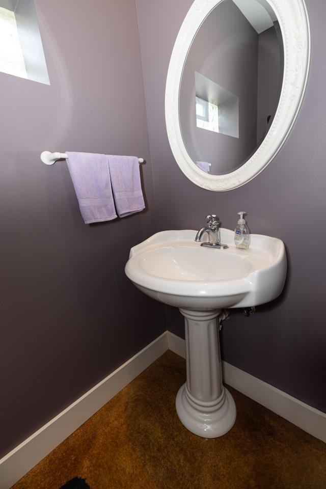 1104 Bridge Street Unit: units A & B