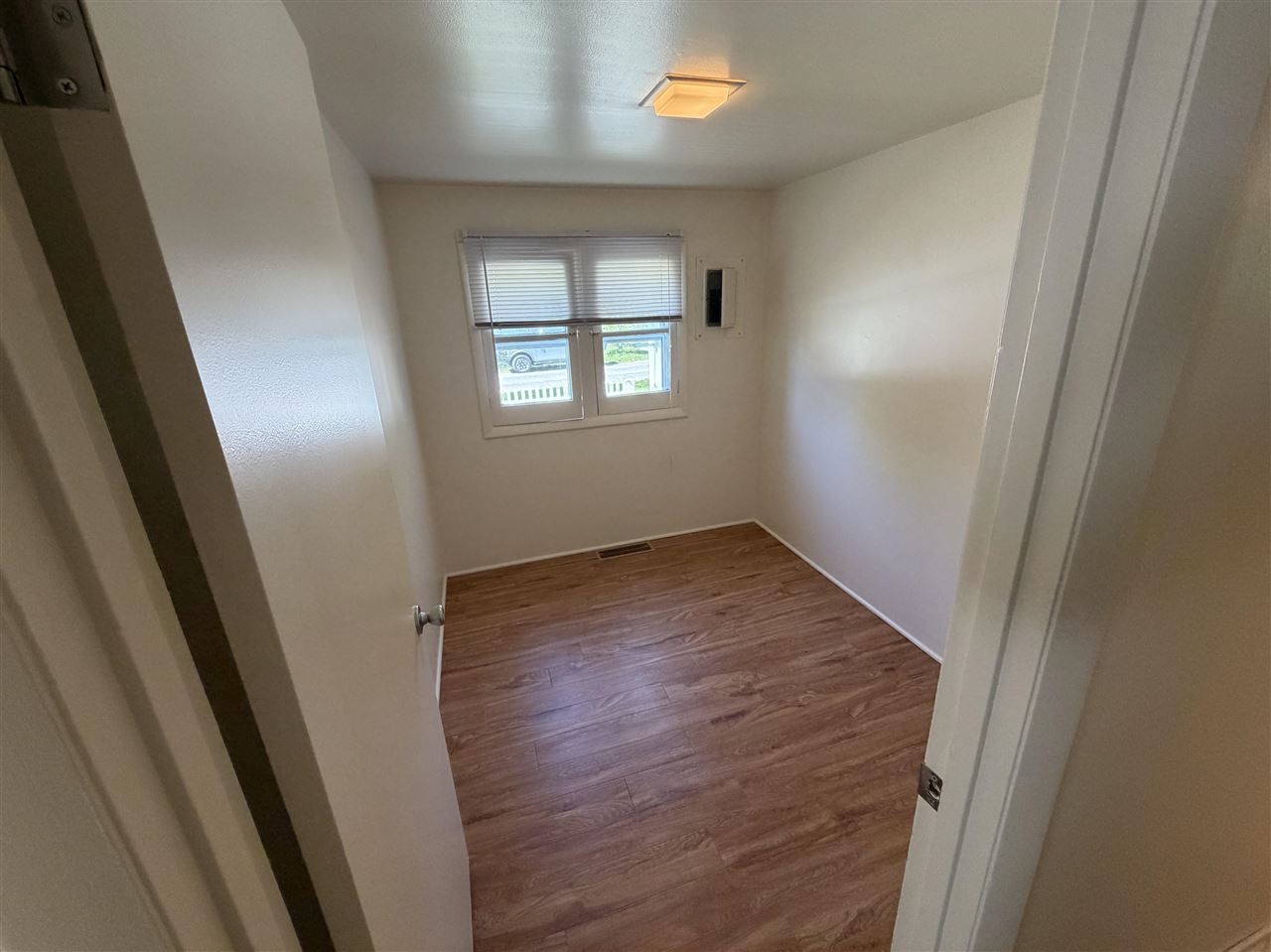 308 W Upright Street
