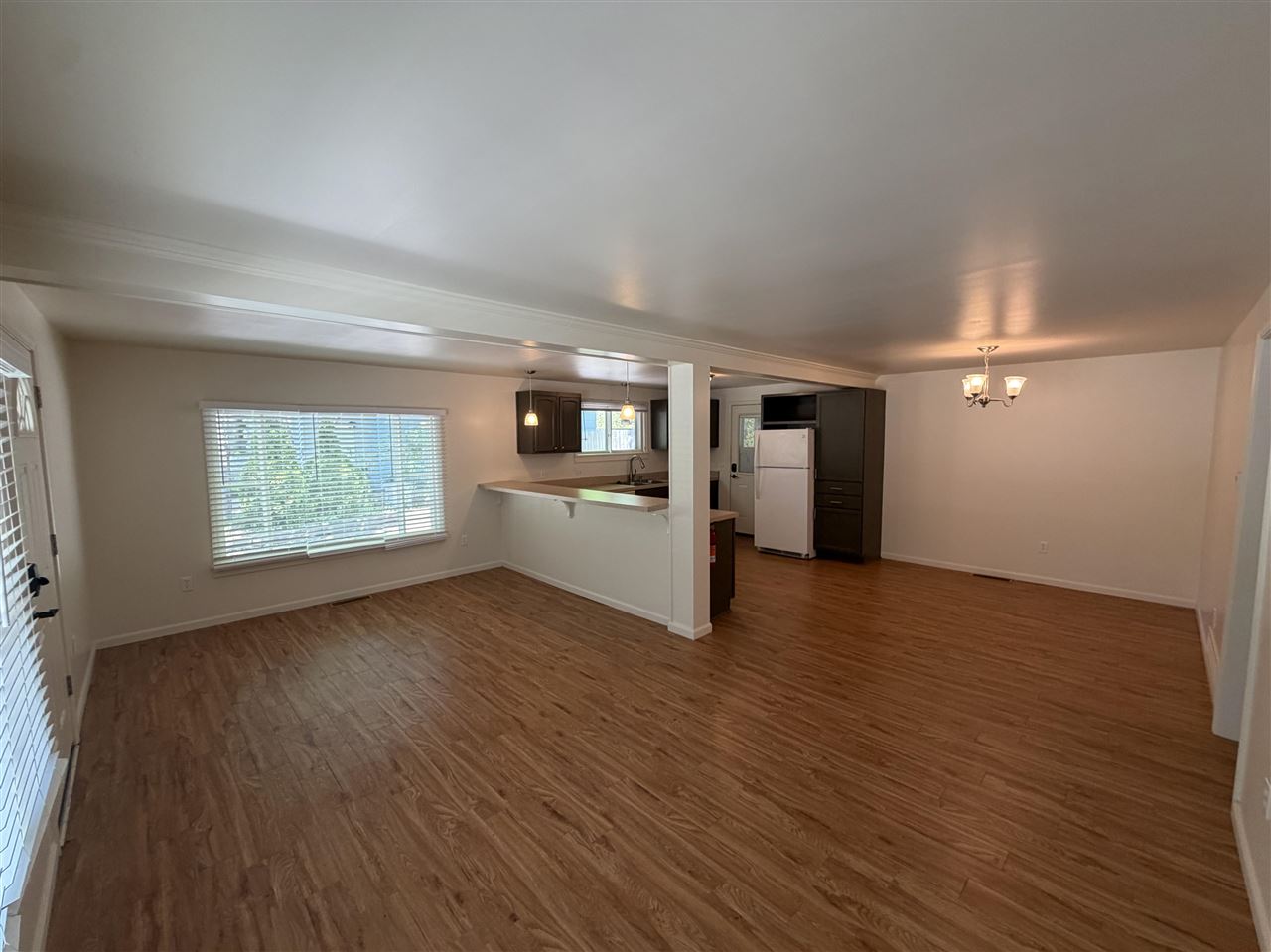 308 W Upright Street