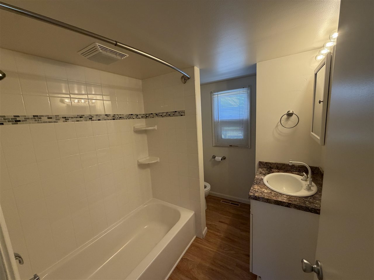 308 W Upright Street