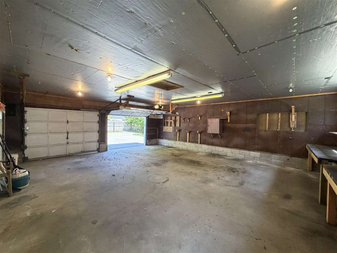 308 W Upright Street