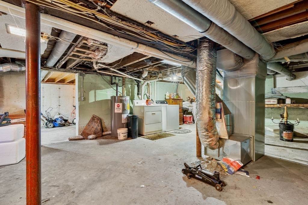 118 Thicket St