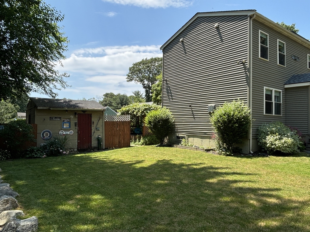 55 Ekstrom Cir