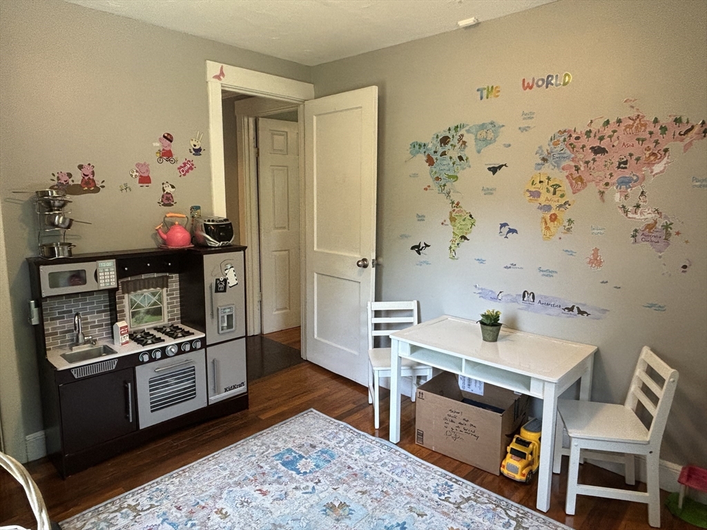 55 Ekstrom Cir