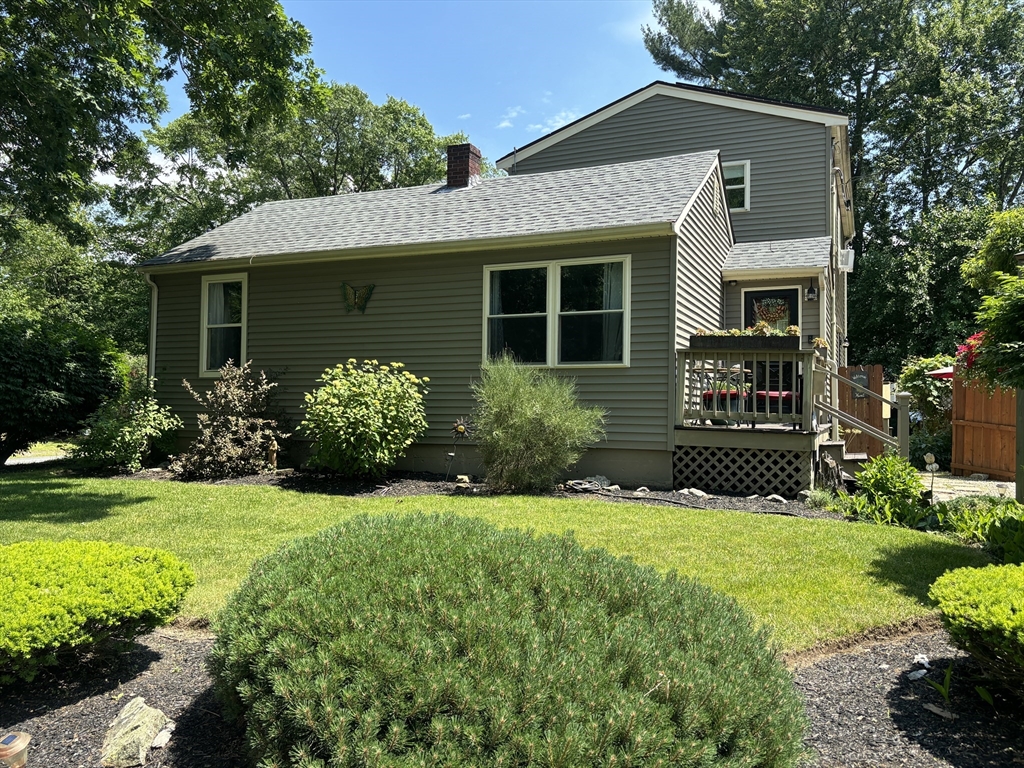 55 Ekstrom Cir